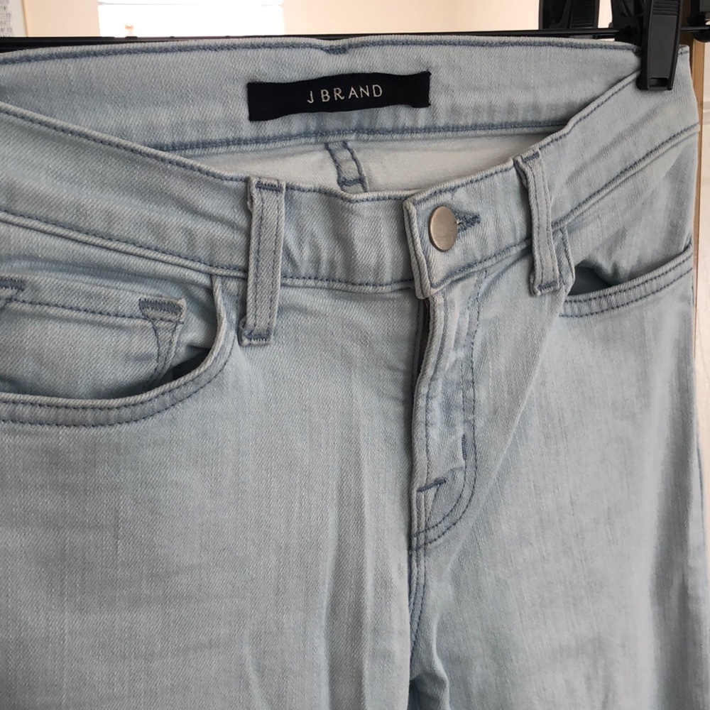 Light wash Capris✨